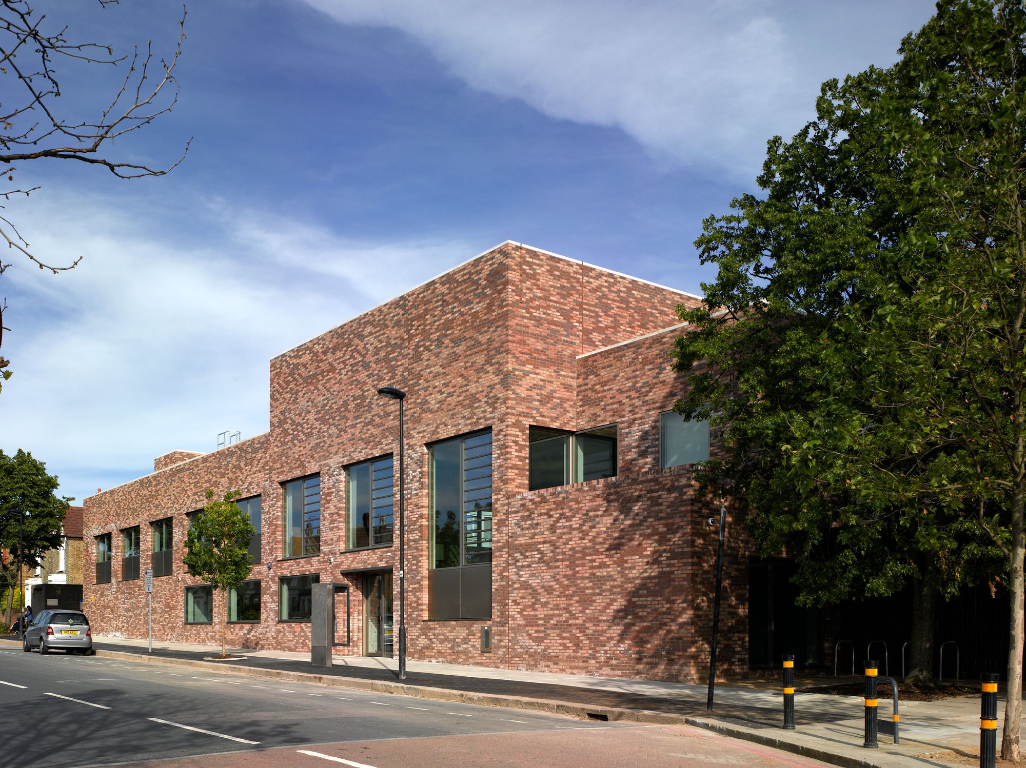 Baldry Gardens Primary Care Centre exterior